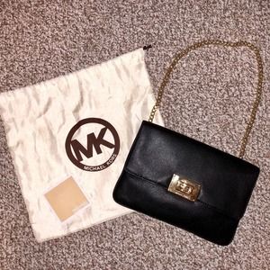 STUNNING Michael Kors Envelope Clutch/Shoulder Bag